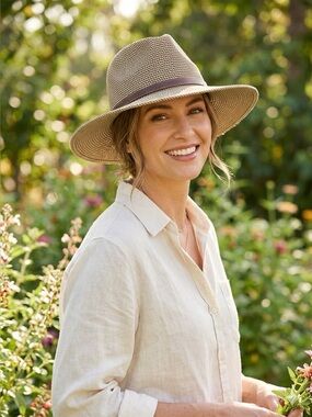 Fiesta Santa Barbra Crushable Leather Strap Garden Sun Hat Size XL So Cute 🥰